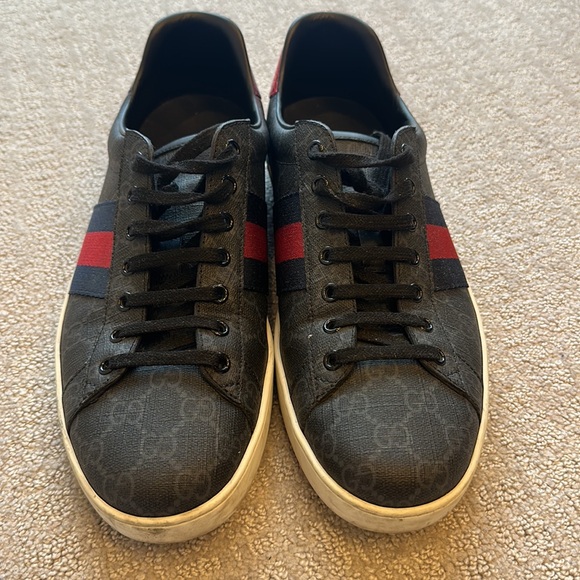 Men’s Gucci sneakers - Picture 4 of 9